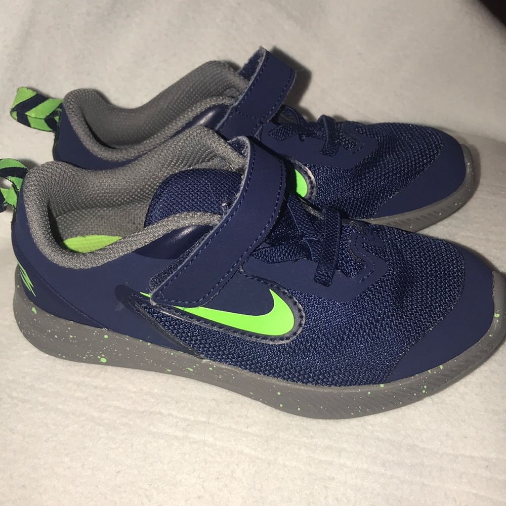 Toddler nikes